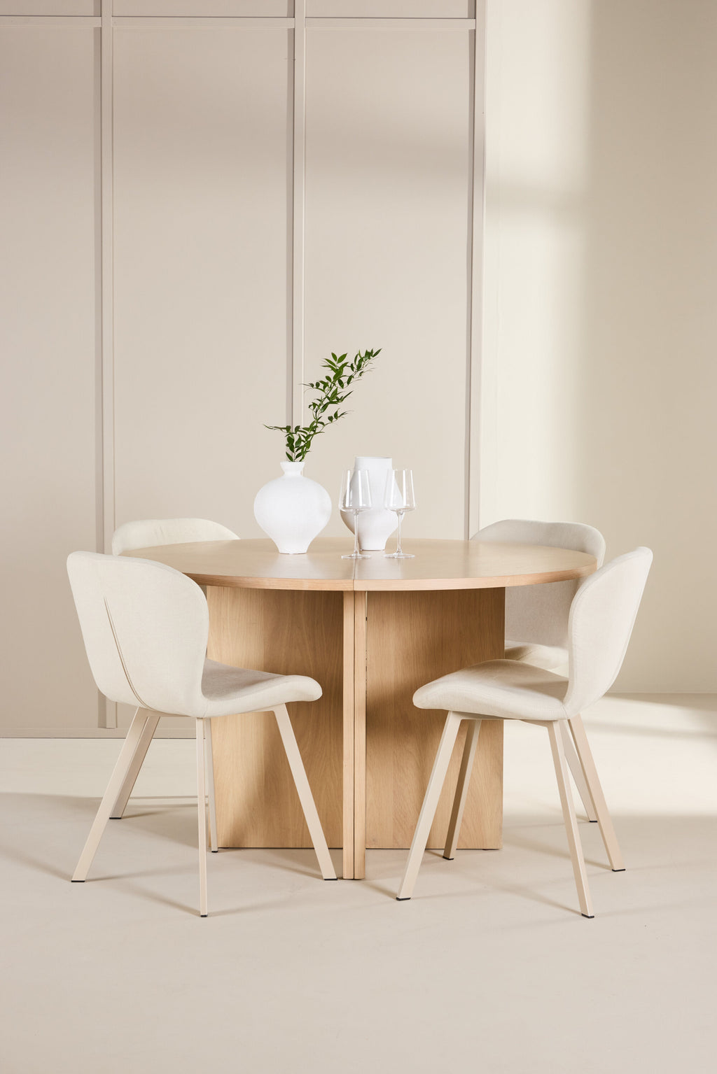 gr24747_1_m Esstisch Strada Mit Lilja Stuhl Ovales Essgruppen Set