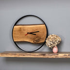 Wanduhr mit Stahlrahmen aus massiver Eiche58 cm