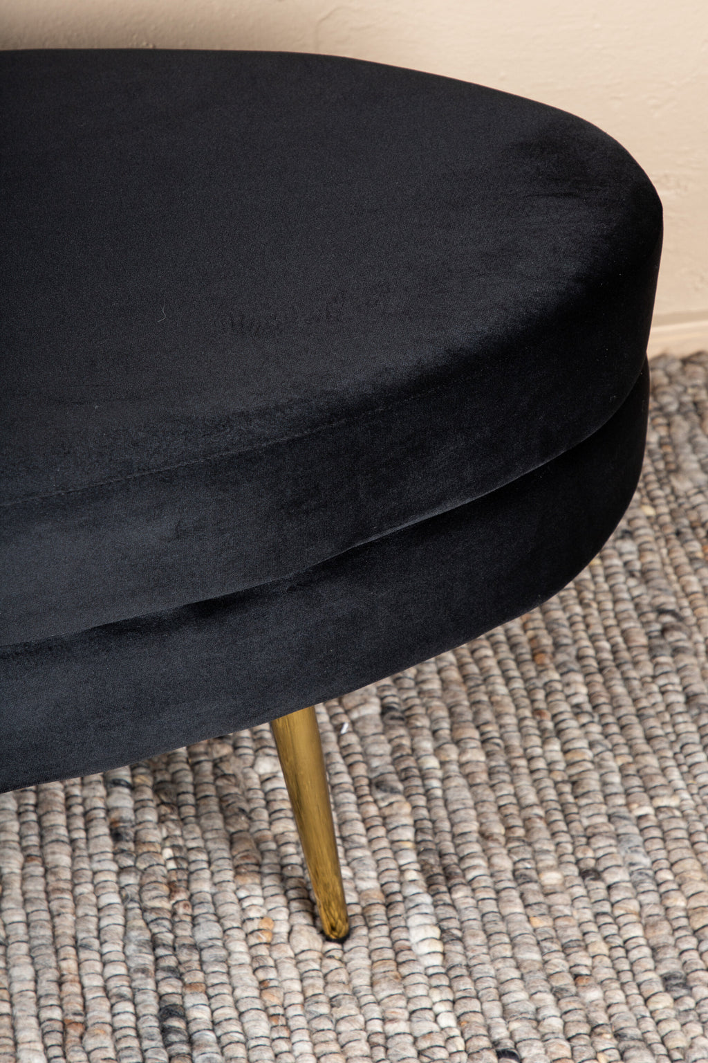 s_15569-888__14 Otto Hocker Ottomane