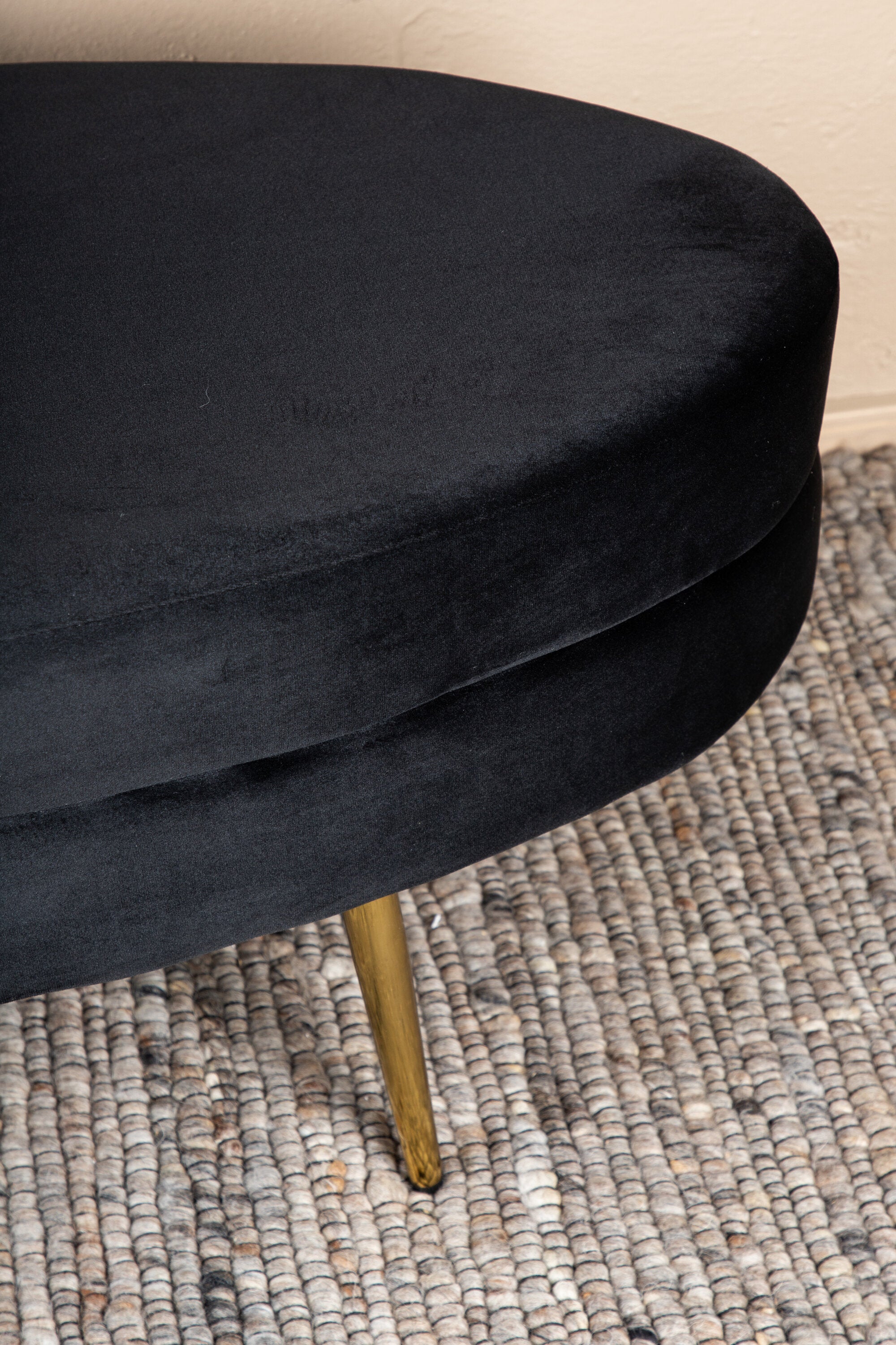 s_15569-888__14 Otto Hocker Ottomane