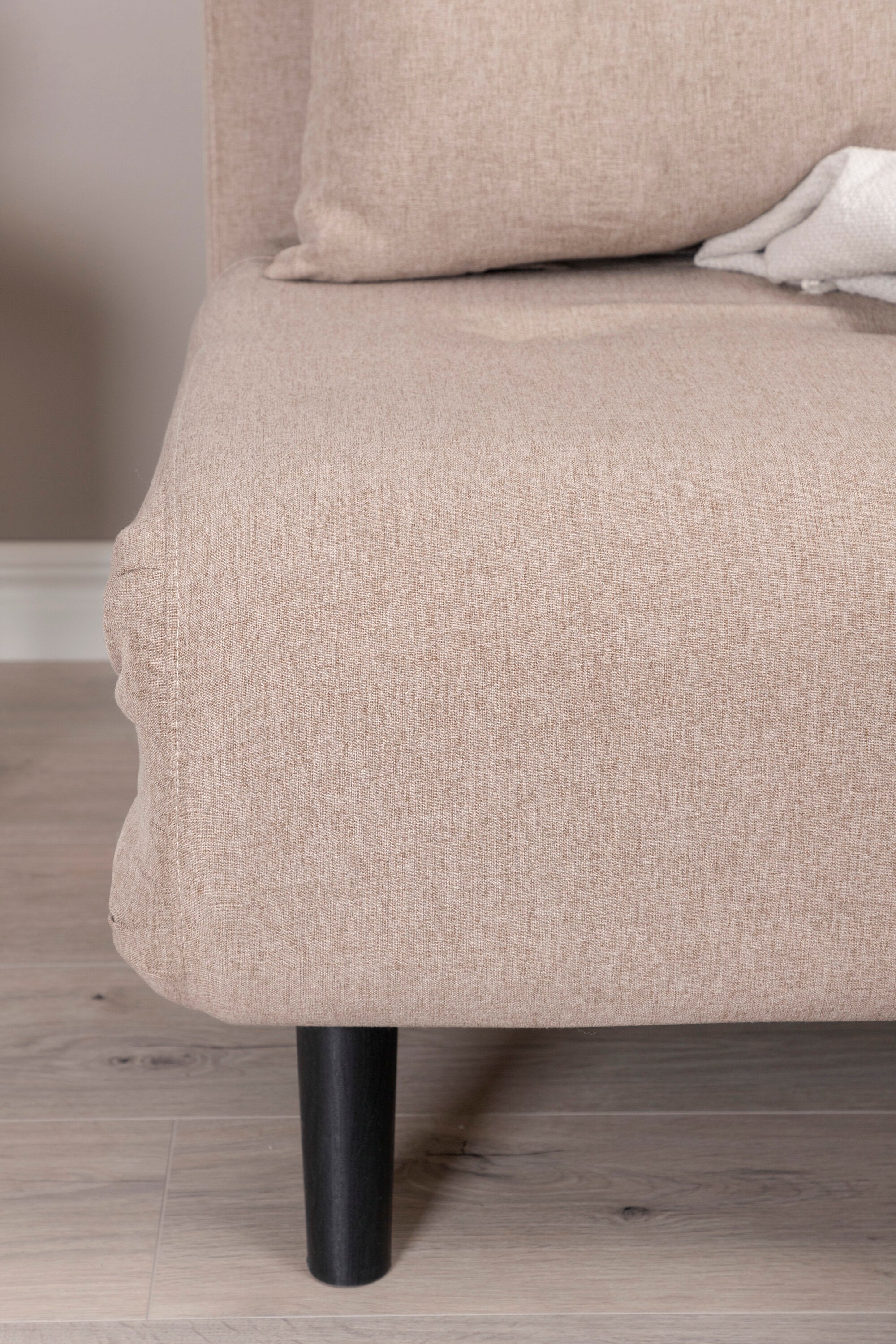 s_15582-657__15 Vicky Klappbett Klappbett