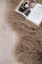 s_15937-303__001 Katy Schafsfell Decke